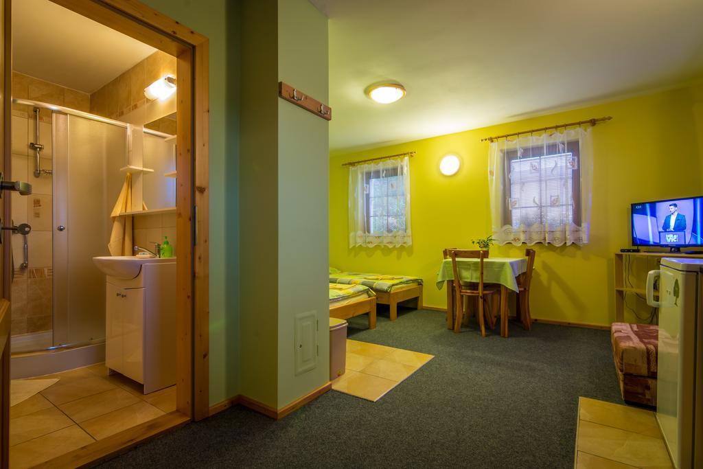 Ada Apartments Liptovsky Trnovec Bilik gambar