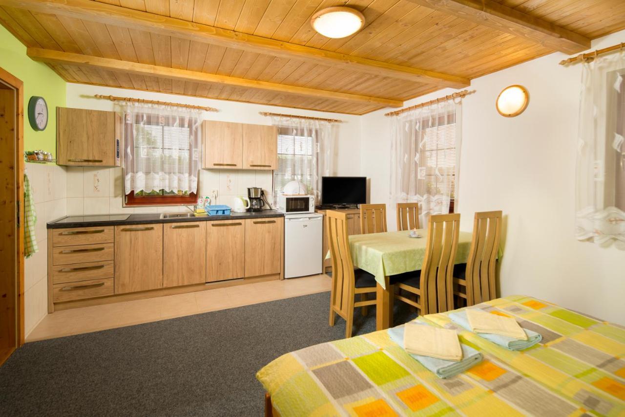 Ada Apartments Liptovsky Trnovec Luaran gambar